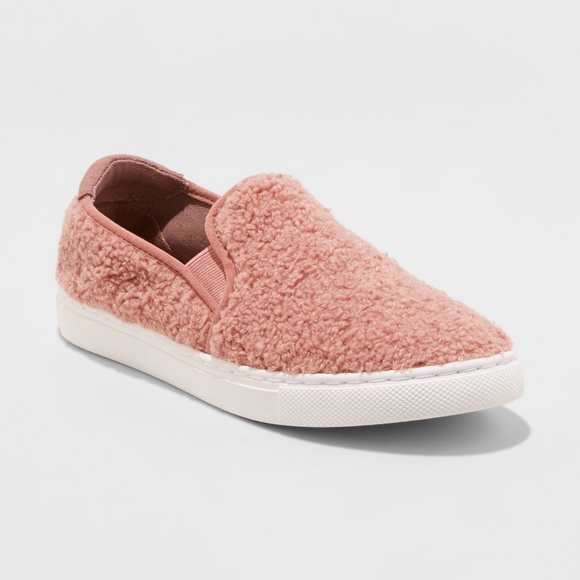 Mad Love Shoes - Fuzzy Sherpa Casual Sneaker Pink Shoes Slip-On New